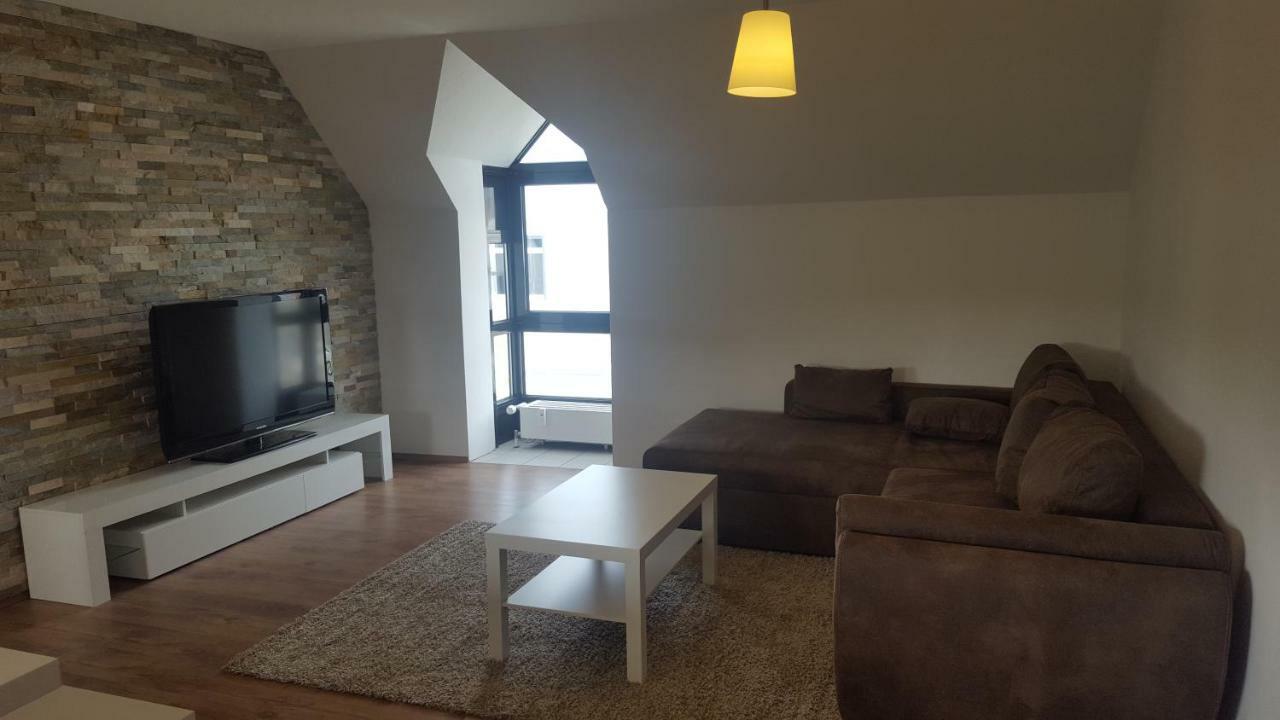 City Home 1 Μέτσινγκεν Εξωτερικό φωτογραφία